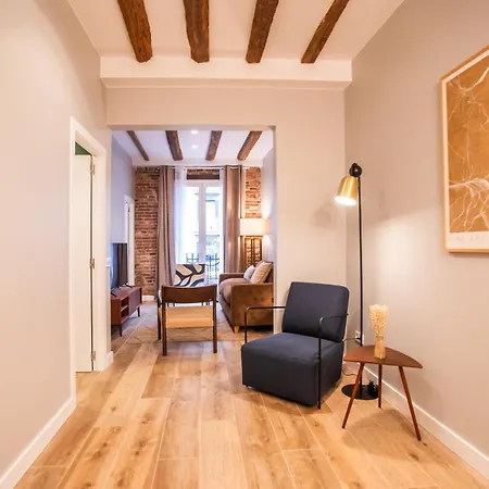 P3mal1076- Beautiful 2br Newly Refurbished Apartamento *