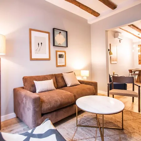 P3mal1076- Beautiful 2br Newly Refurbished