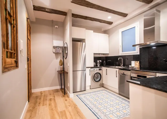 P3mal1076- Beautiful 2br Newly Refurbished