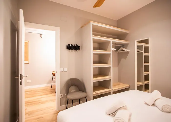 P3mal1076- Beautiful 2br Newly Refurbished * Barcelona