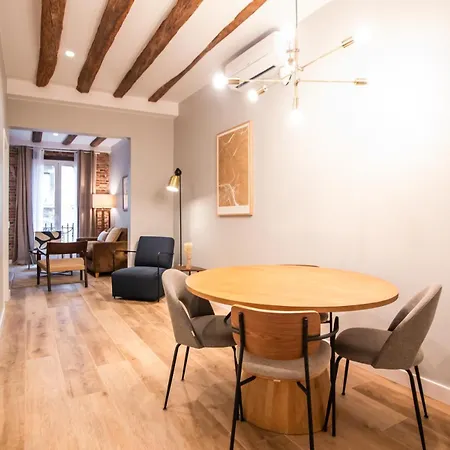 P3mal1076- Beautiful 2br Newly Refurbished Барселона